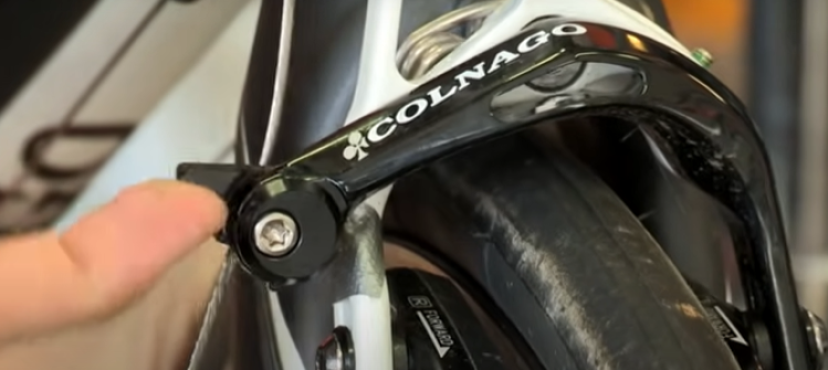 fitting inner tube - undoing brakes